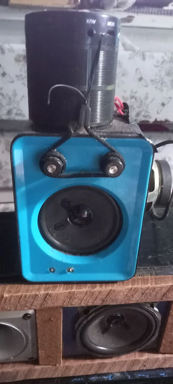 Caixa de Som Bluetooth Portátil
