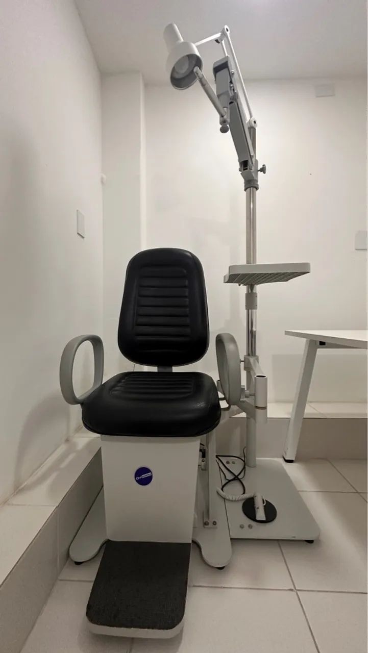 Cadeira elétrica acoplada com braço para auto refrator  - Foto 2
