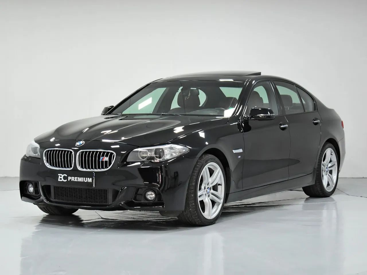 BMW 535 iA M SPORT 2015 * COM TETO SOLAR *
