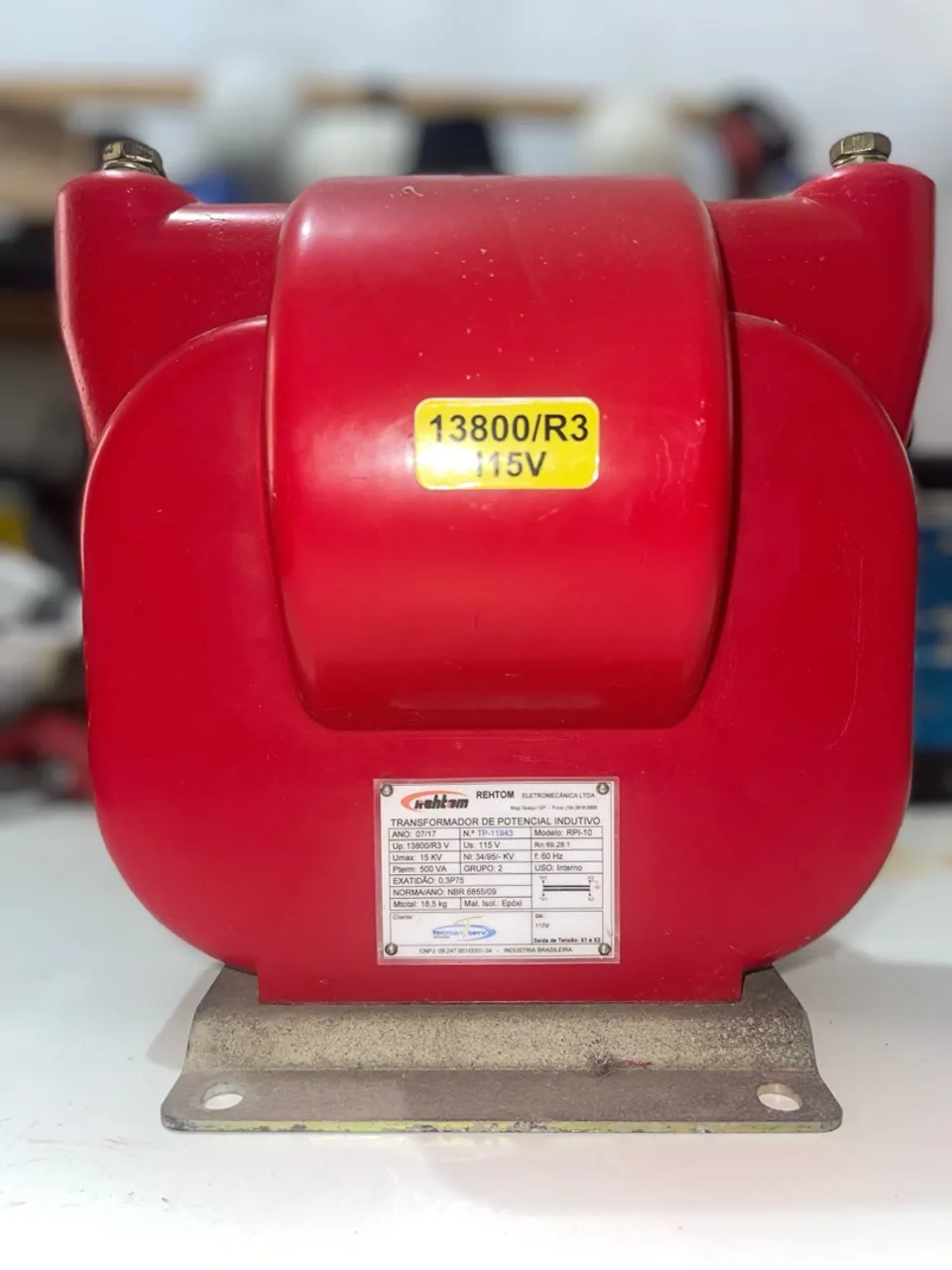 Transformador de Potencial Indutivo 13,8 kV - Rehtom RP-10 - 500 VA