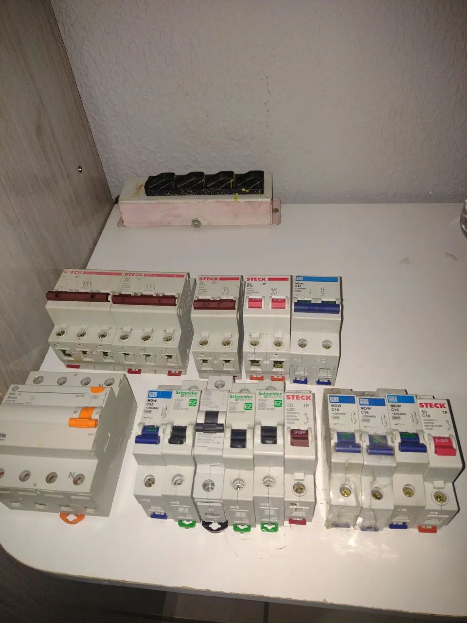 Disjuntores 64842067600257121