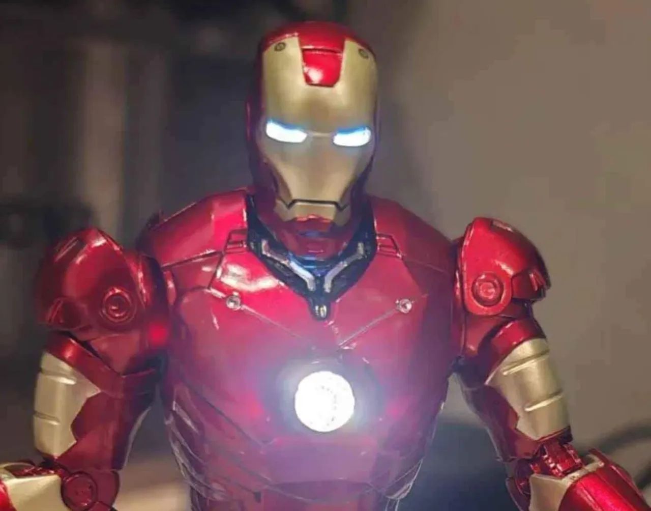 Kit homem de ferro Iron man com LED - Foto 3