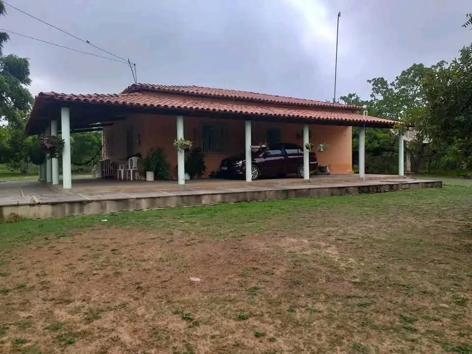 Sítio de 8 Hectares Próx. à BR-343 - Todo Estruturado!