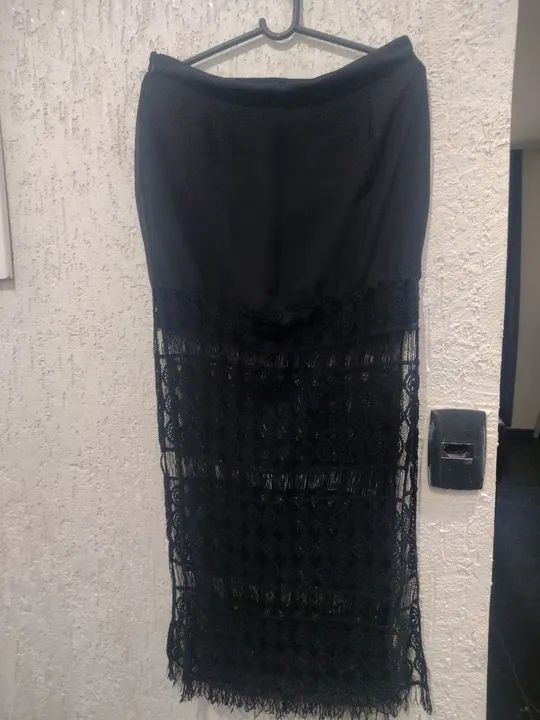Saia preta com Detalhes em Renda Tam 40