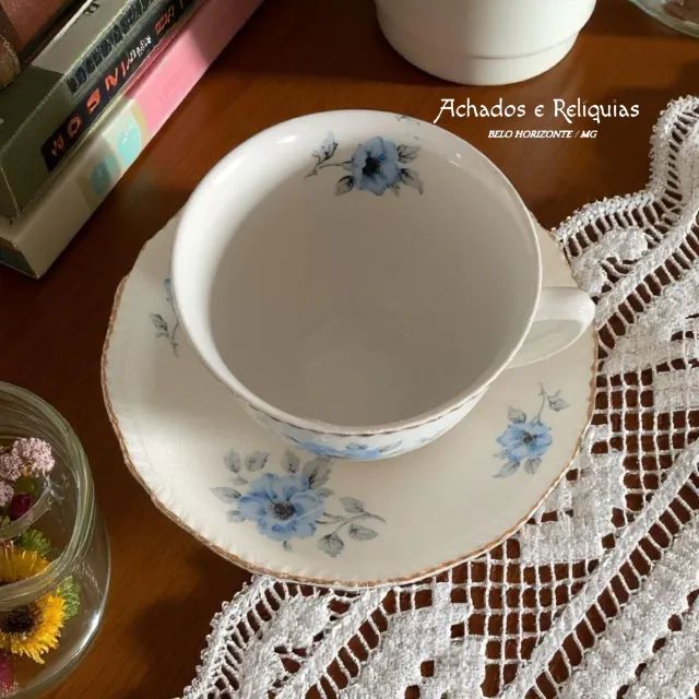 Lindo conjunto de chá antigo Wood's Ivory Ware England com delicadas flores azuis - Foto 4