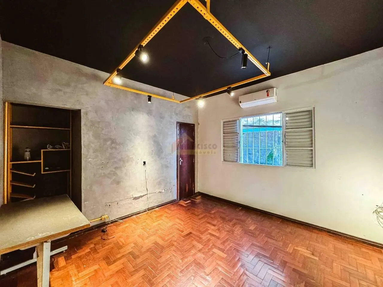 Casa para aluguel, 4 quartos, 2 suítes, 3 vagas, Santo Antônio - Divinópolis/MG
