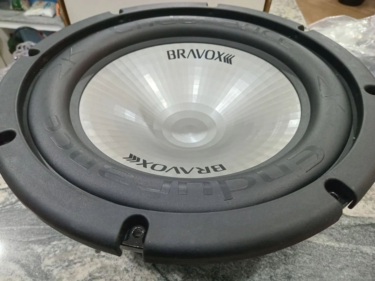 Subwoofer Bravox Endurance 2K Novo !!