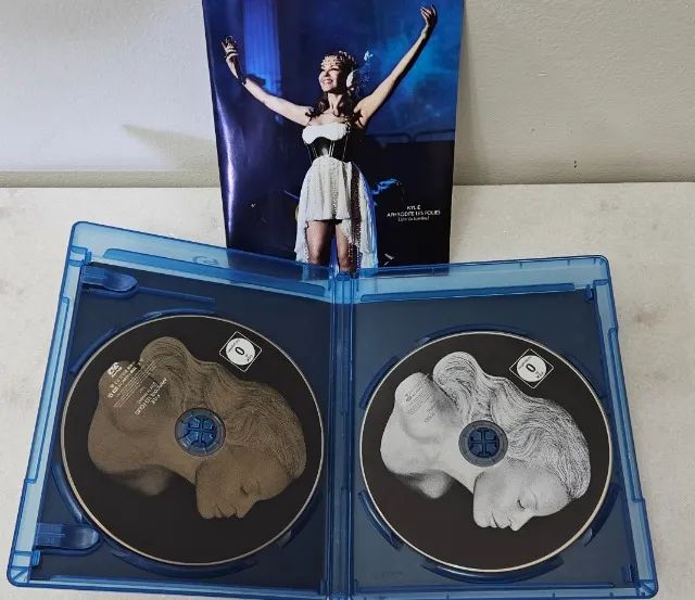 Blu-ray Kylie Minogue Aphrodite Les Folies 3d2d - Foto 2