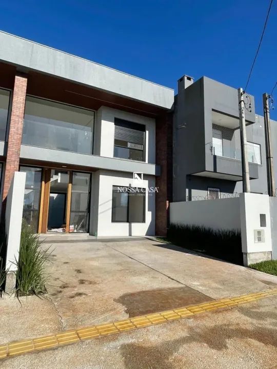 Sobrado geminado, com 3 quartos, sendo todos suítes, em Torres/RS. - Foto 2