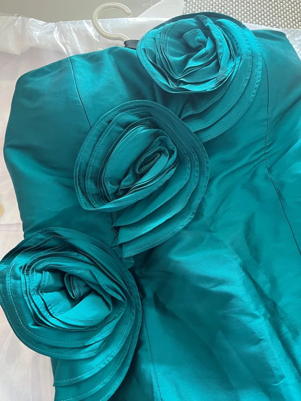 Vestido Longo baile Verde Esmeralda  Gorgeous TAM  - Foto 4
