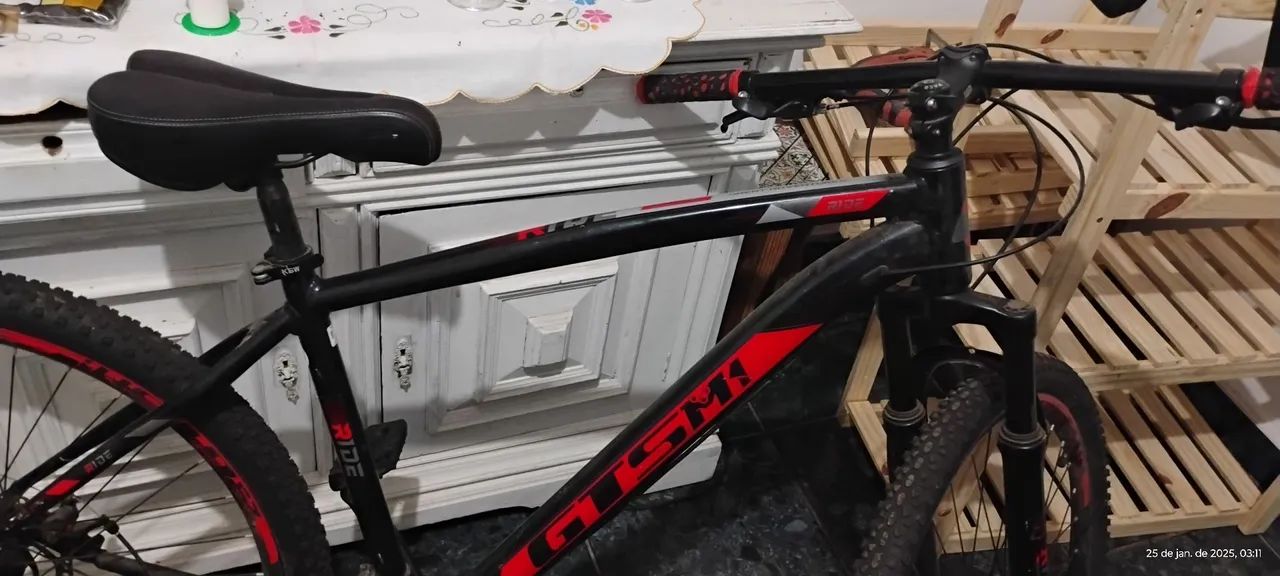 GTS m1 21 marchas, aro 19. Quem estiver interessado, faço 400.