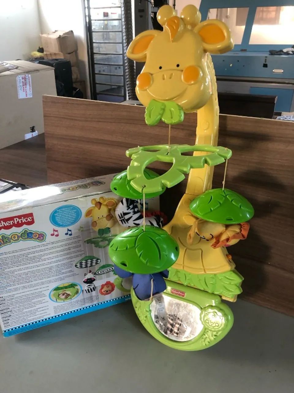 Móbile Girafa Fisher Price - Foto 2