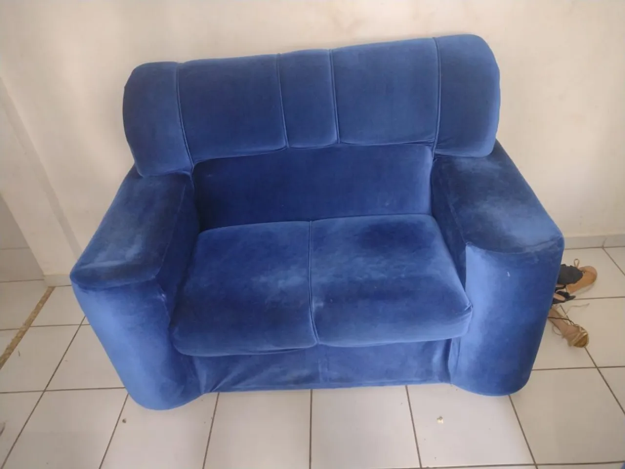 Sofá Azul em Veludo