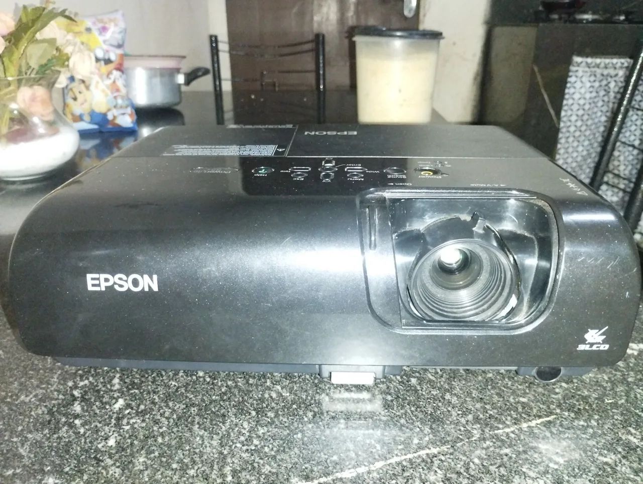 Projetor Epson 2000 lumins 