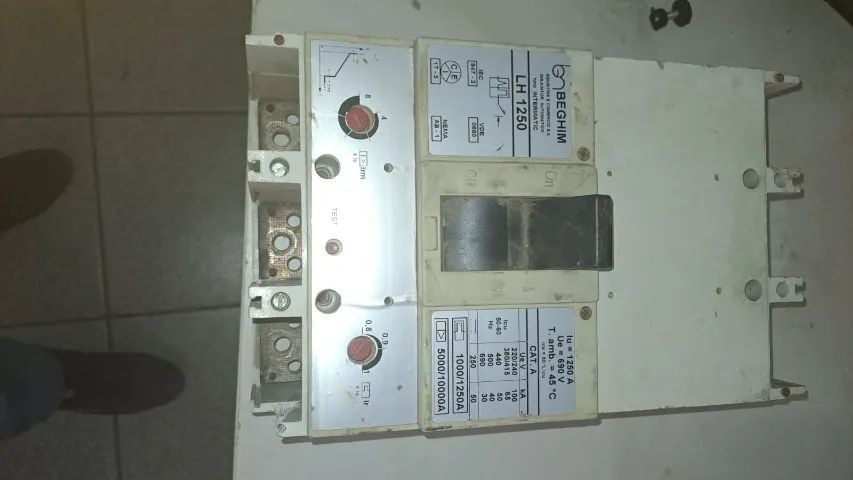 DISJUNTOR64520794958850122