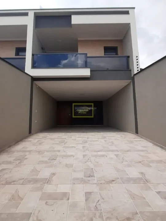 Sobrado novo à venda na Penha