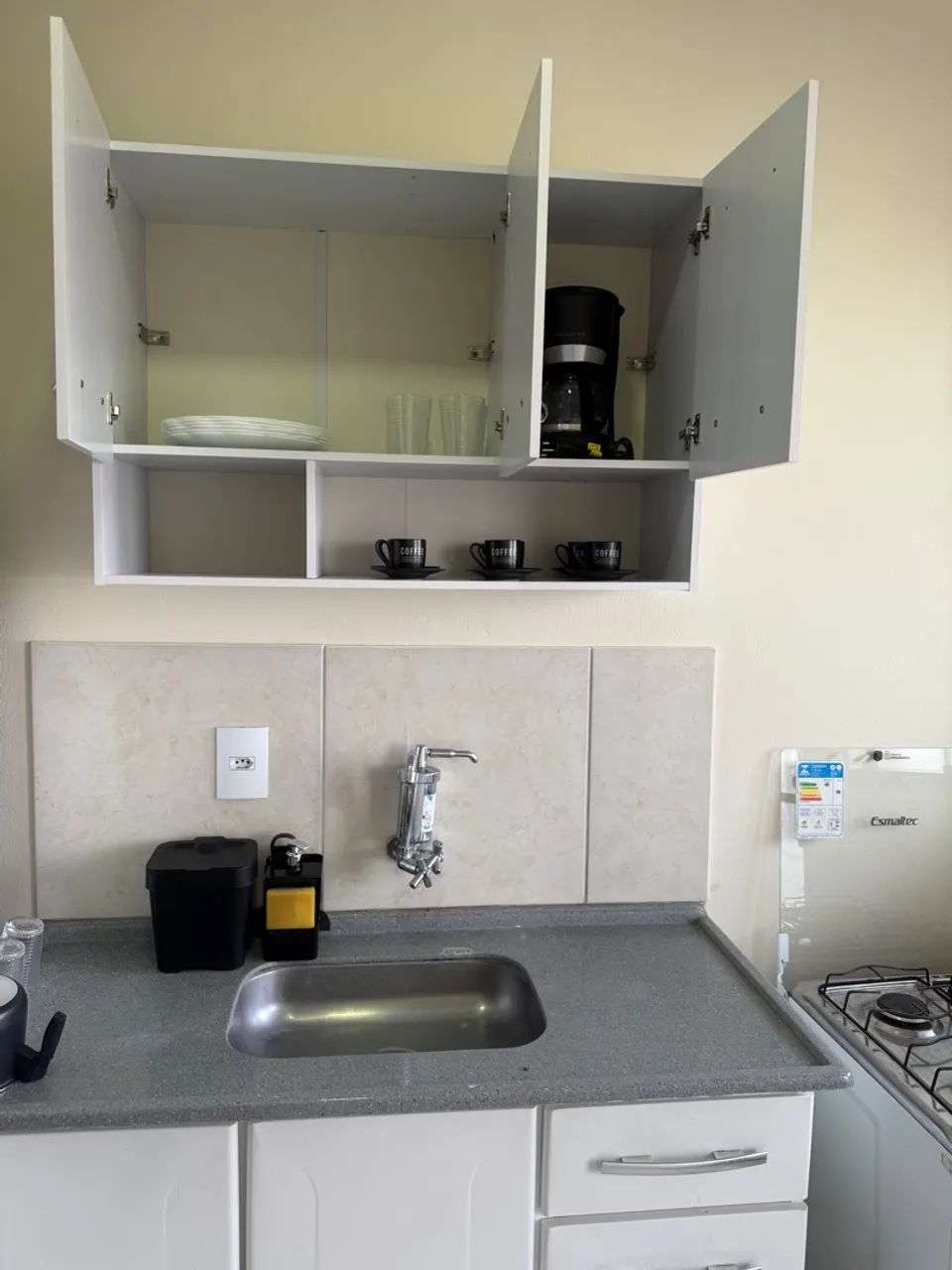 Kitnet mobiliada para locação por diária - Foto 4