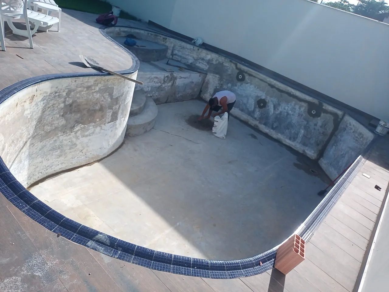 Revestimento em vinil/reforma de piscina 