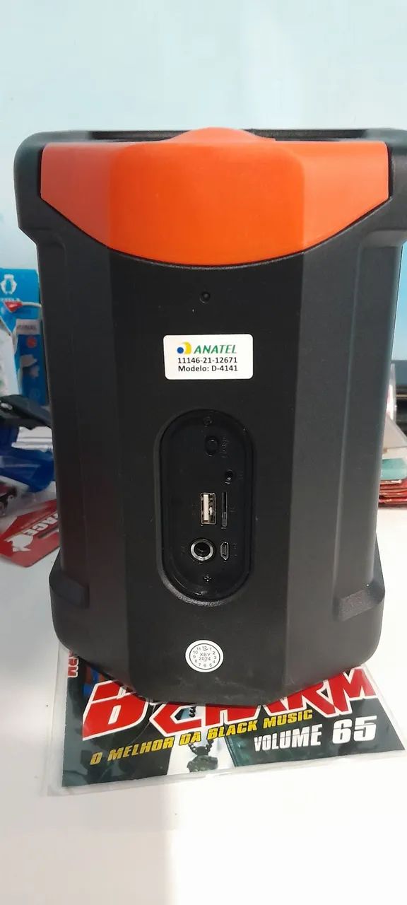 Caixa de som Bluetooth RGB Mic e Rádio FM  - Foto 3