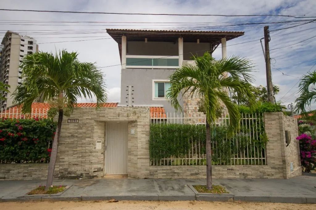 Casa com 5 dormitórios à venda, 422 m² por R$ 1.050.000,00 - Manoel Dias Branco - Fortalez - Foto 2