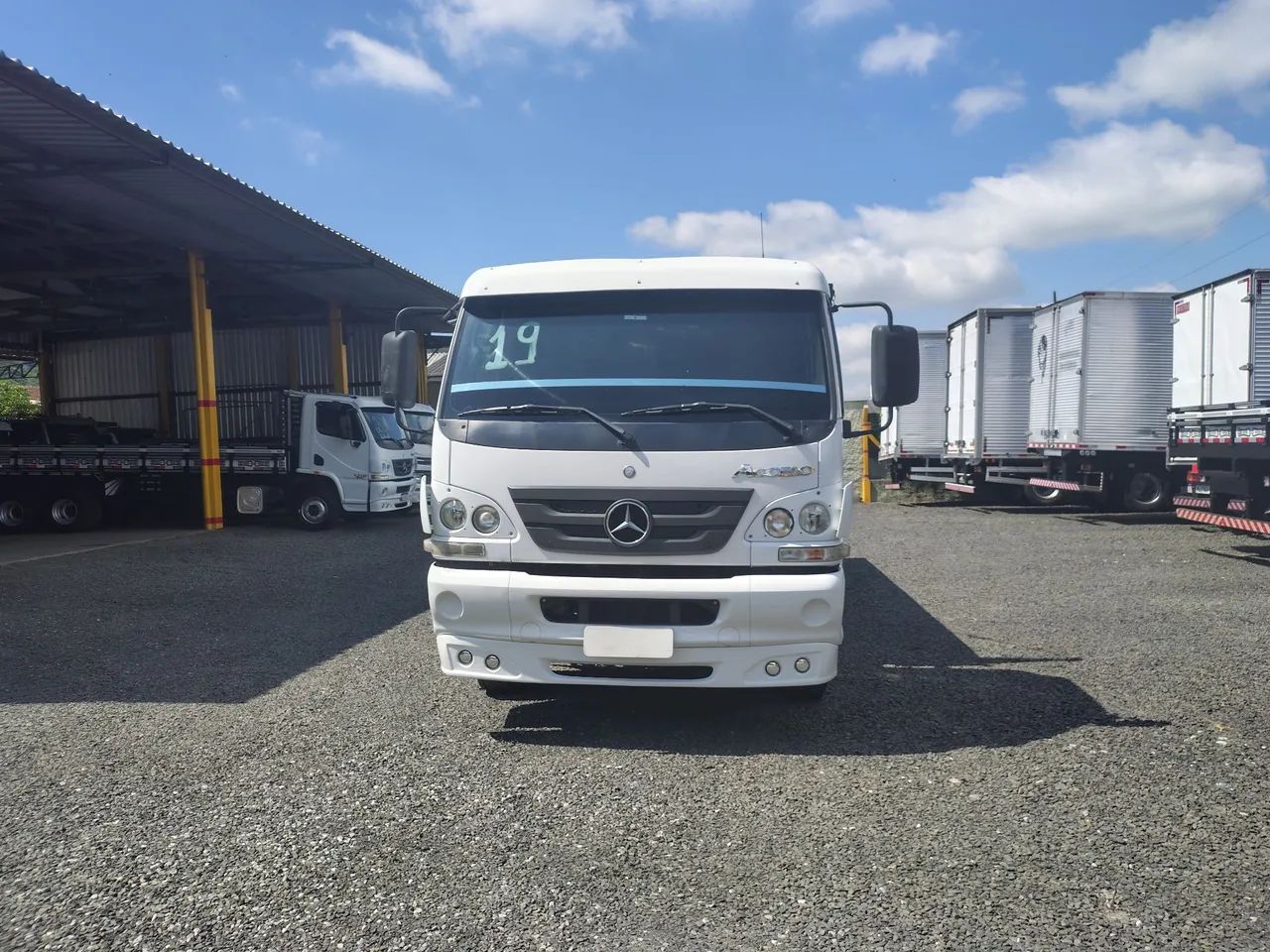 M.benz Accelo 815 - Foto 2