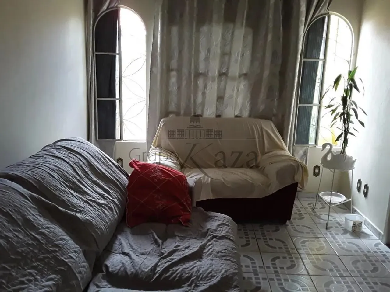 Casa Sobrado - Jardim Satélite - 3 Dormitórios - 200m².