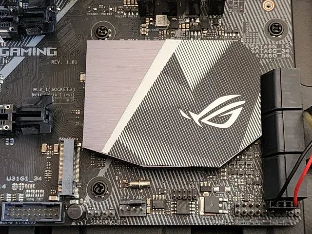 PC Desktop: i7 8ª Geração / 32GB RAM DDR4 / SSD SATA 256GB - Foto 4