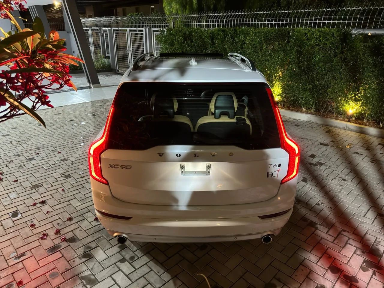Volvo Xc90 T6 Momentum 2018  - Foto 2