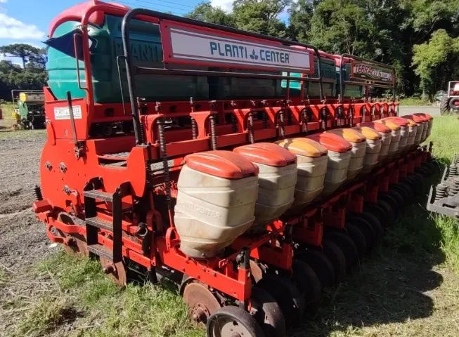 Plantadeira Planti Center - Terraçus 13000, 13 Linhas Pantográfica, Sem Facão. Fab 2012 - Foto 4