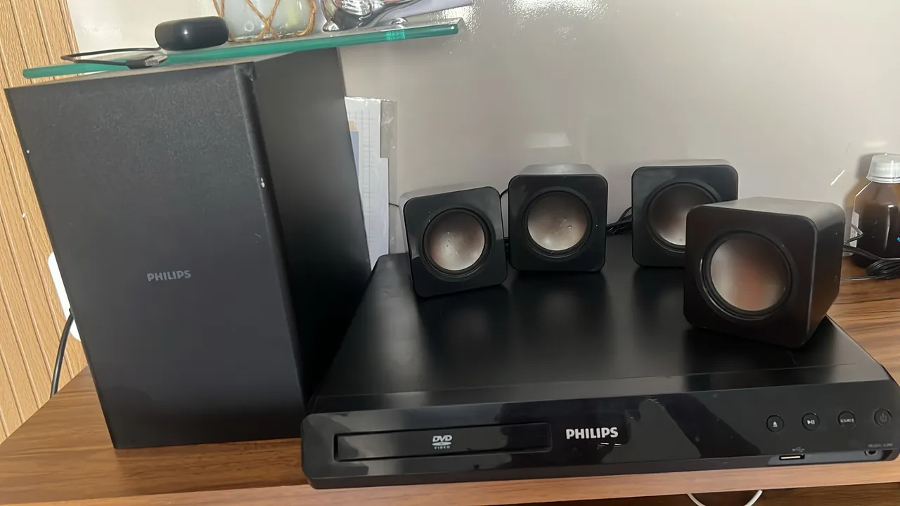 Home Theater Philips DVD Player