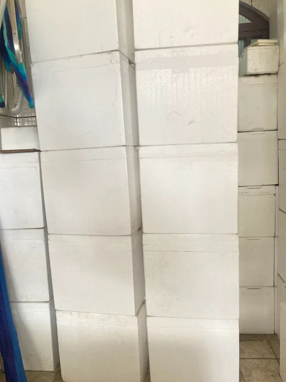 Caixa de isopor 44 litros - Foto 2