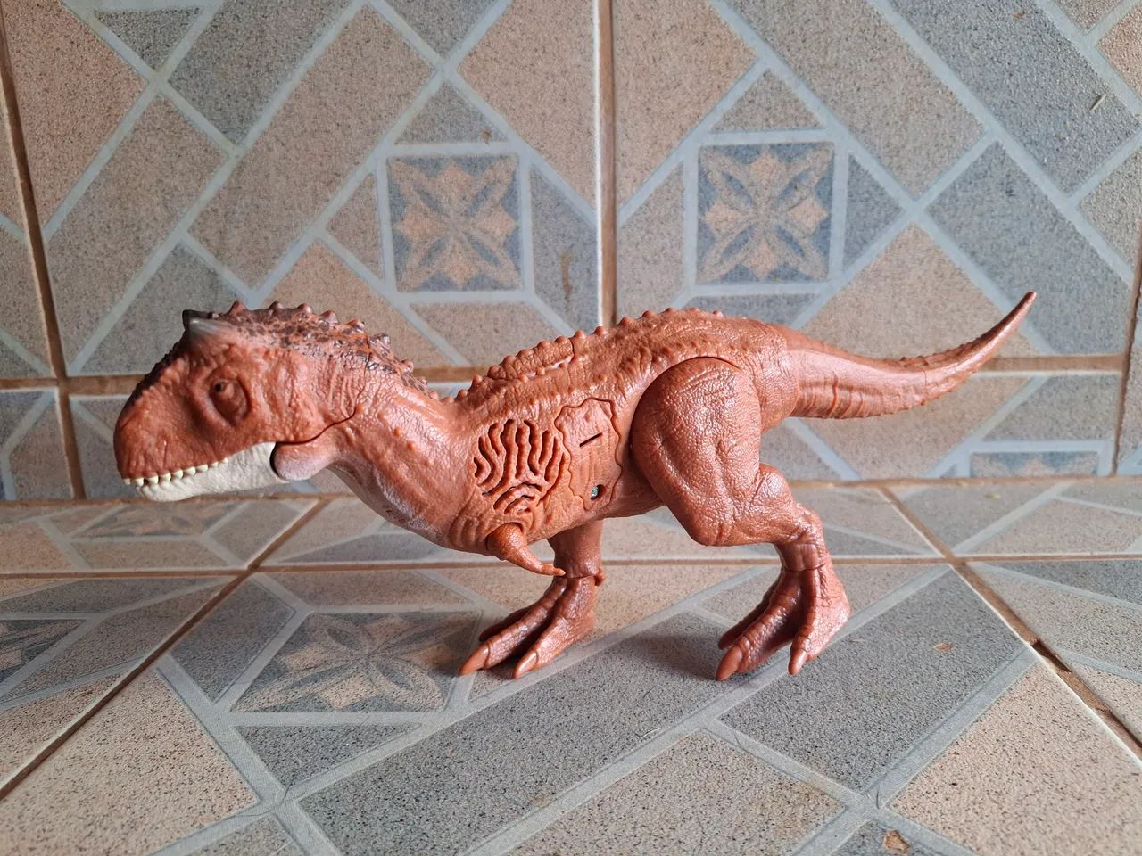 Dinossauro Carnotaurus - Jurassic World - Mattel  - Foto 2