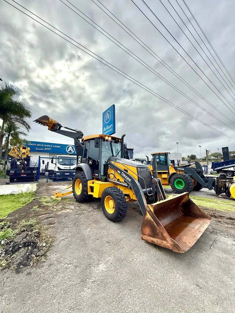 RETROESCAVADEIRA JHON DEERE 310L 2022