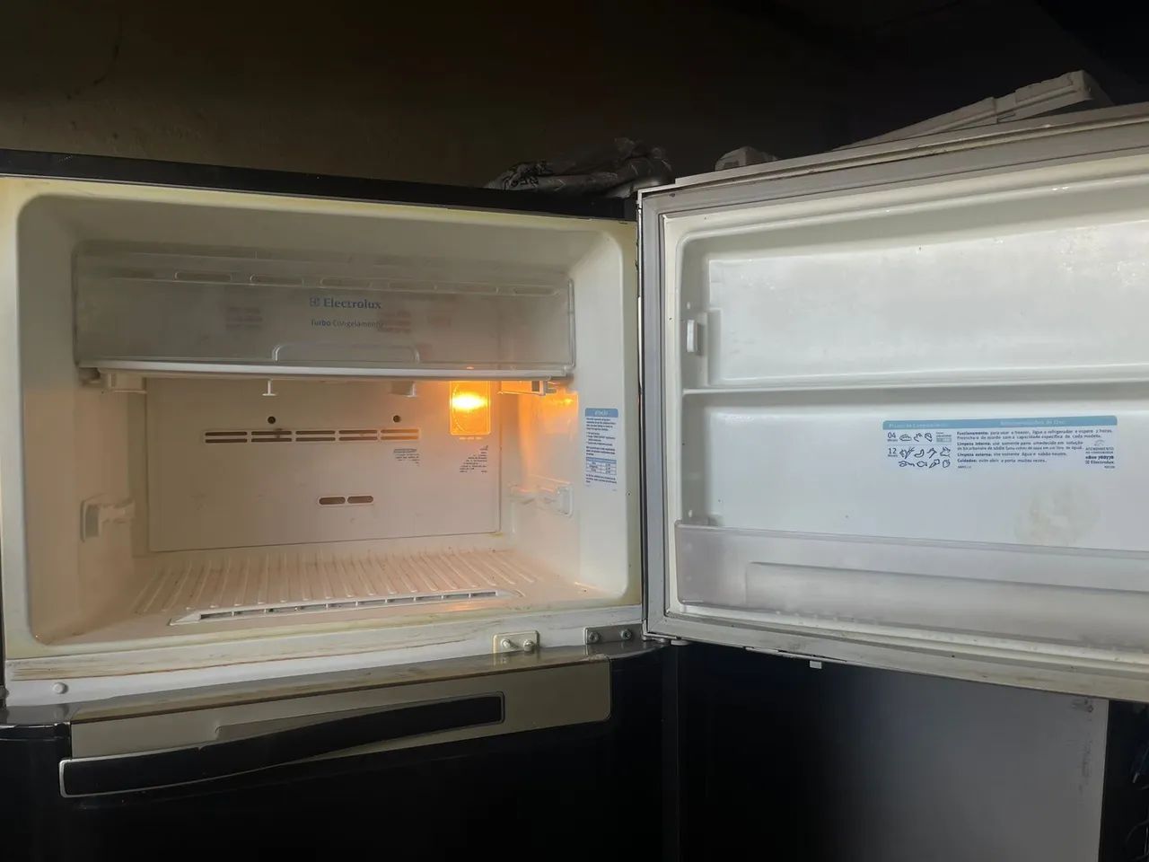 Geladeira com água na porta  - Foto 3