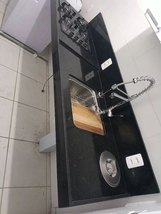 Ilhas, bancadas e escadas - Foto 4
