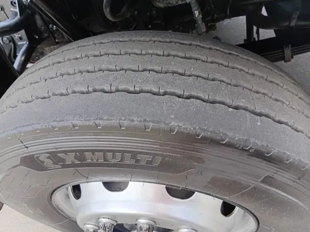 CAMINHÃO VW 24250 3 EIXO - Foto 9