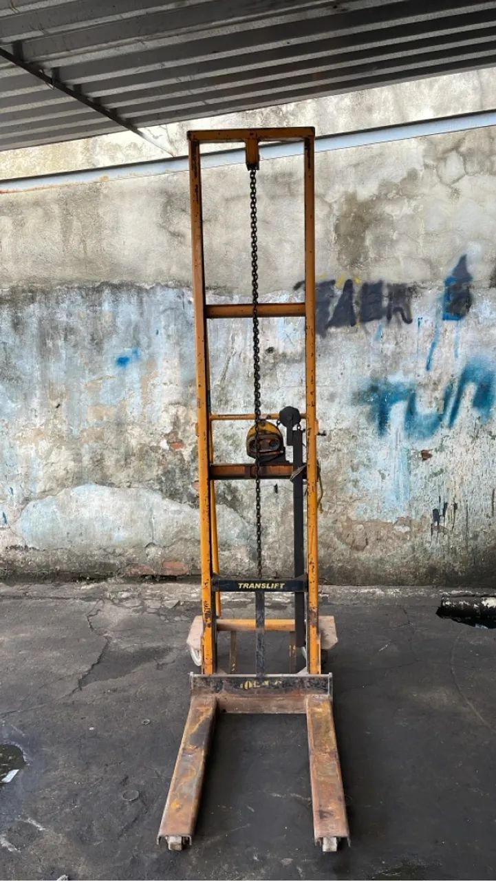 Empilhadeiras elétricas/ manuais e paleteiras disponíveis  - Foto 4