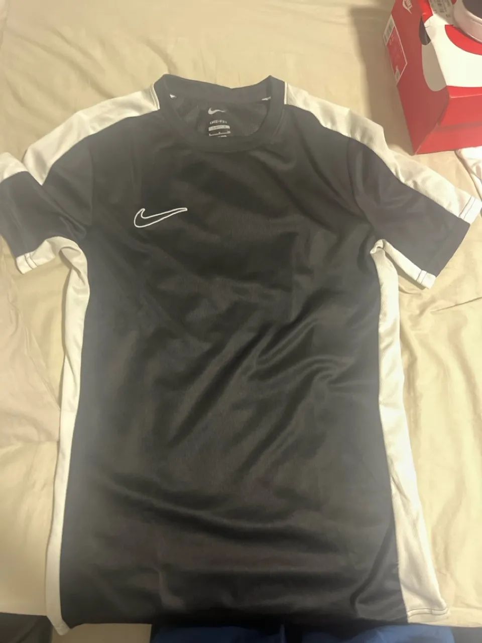 Camisa nike Dri Fit- TAM P