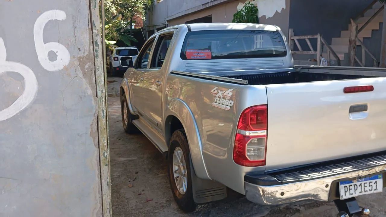 Hilux - Foto 3