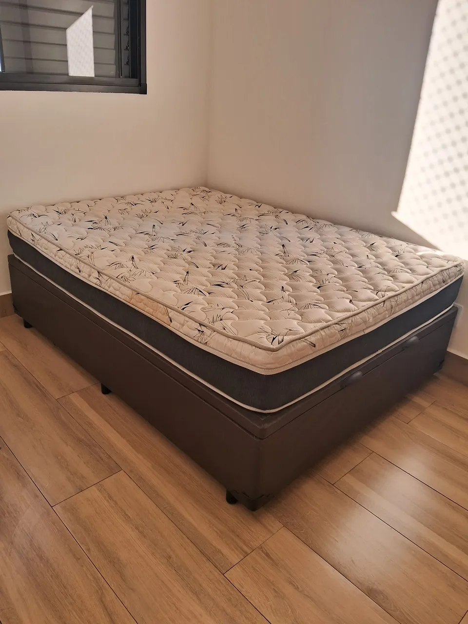Cama Box Casal com Colchão Confortável