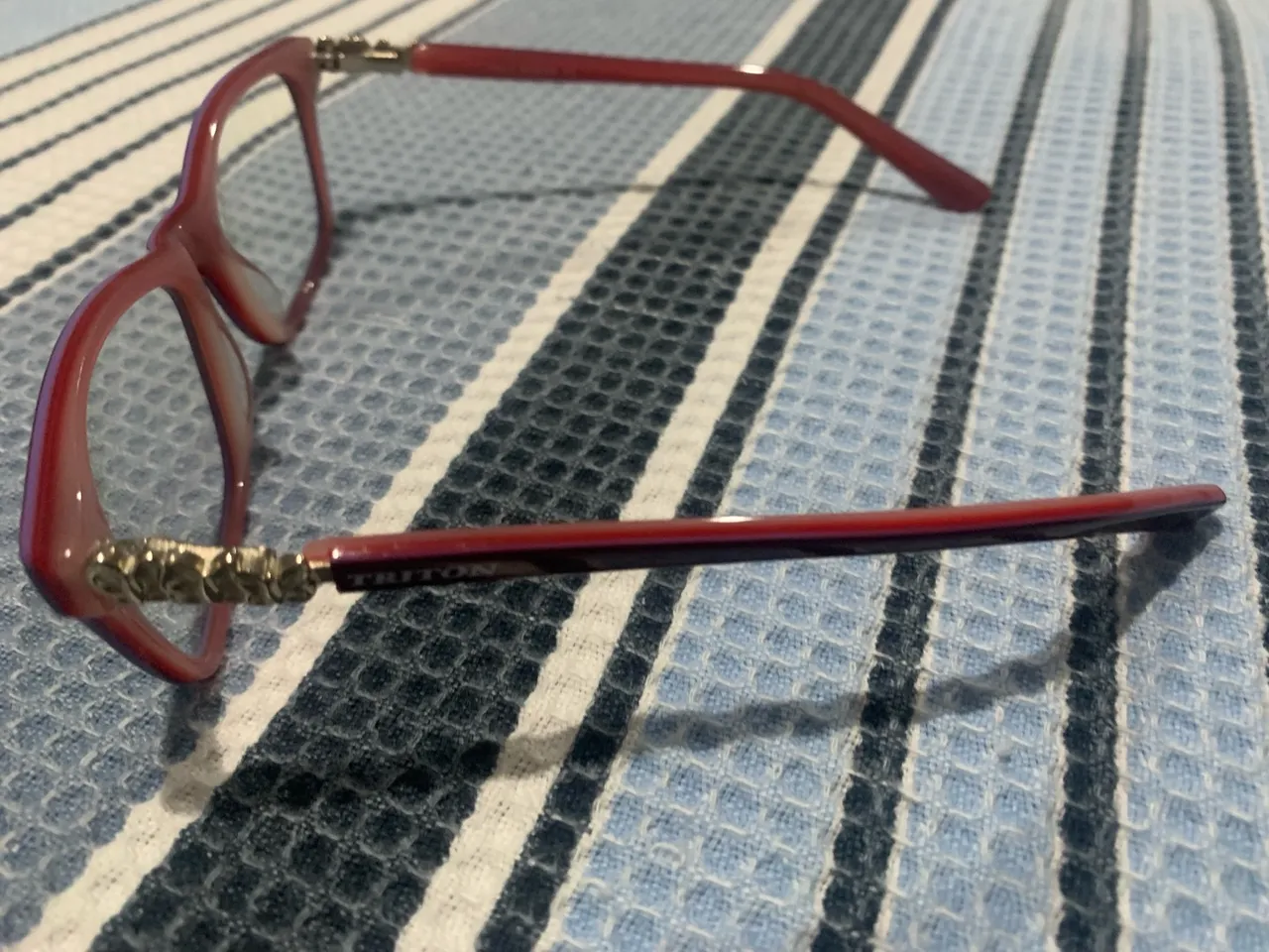 Armação Triton vermelho