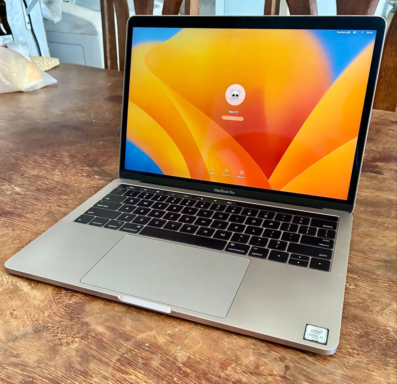 macbook pro touch bar 2016