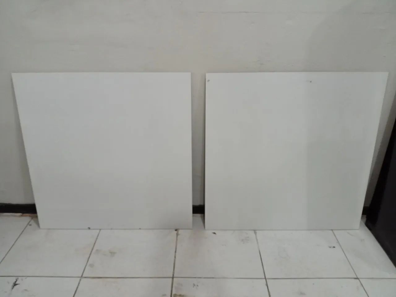 Placa de Porcelanato Branco  - Foto 2
