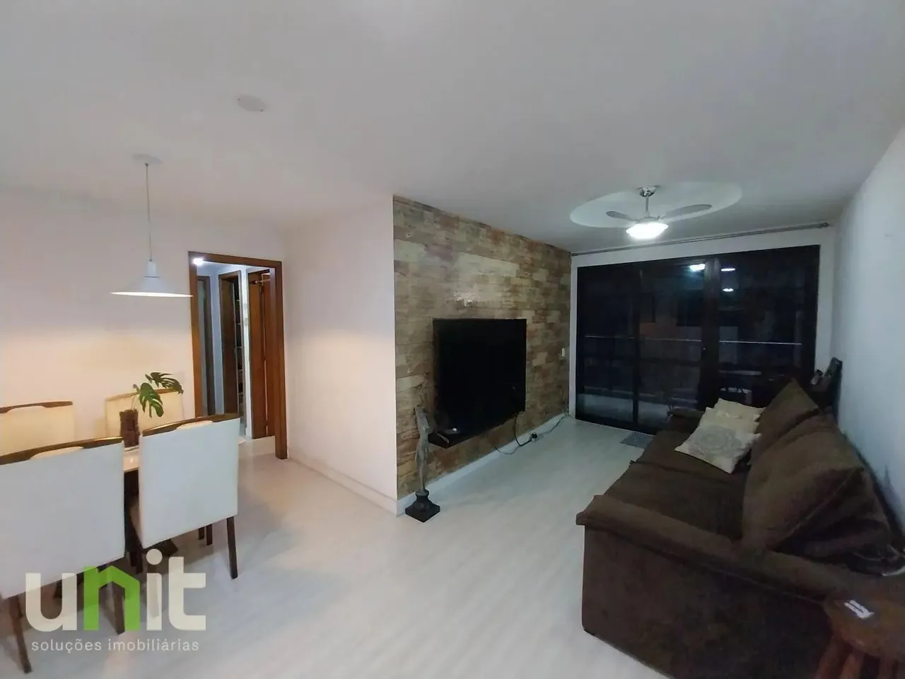 Unit Imobiliária vende excelente apartamento 3 quartos em São Domingos - Niterói