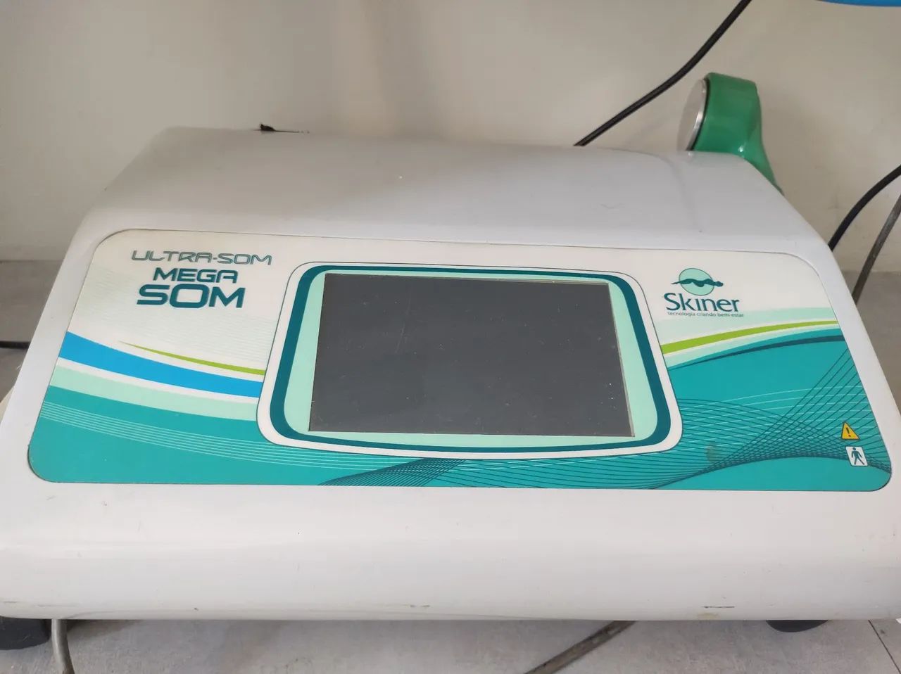 Aparelho de Lipocavitação e Ultrassom 