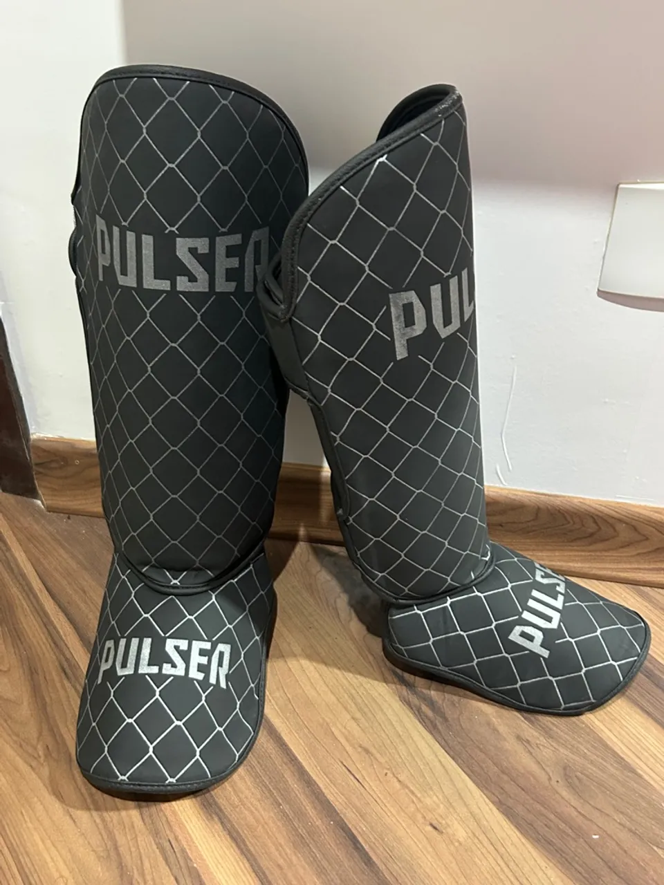 Canelheira Pulser para Treino e Lutas