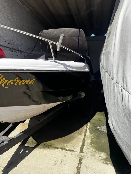 Lancha em ótimo estado 21 pés 8 tripulantes tudo novinho, sem detalhes. - Foto 10