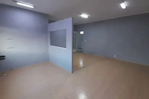 Sala Comercial para Locação no Centro de Caieiras 32,5m2