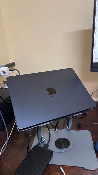 (1 Mês de Uso) MacBook Air 13.6 M3 | 16GB RAM | 256GB SSD | 11 Meses de Garantia Apple - Foto 2