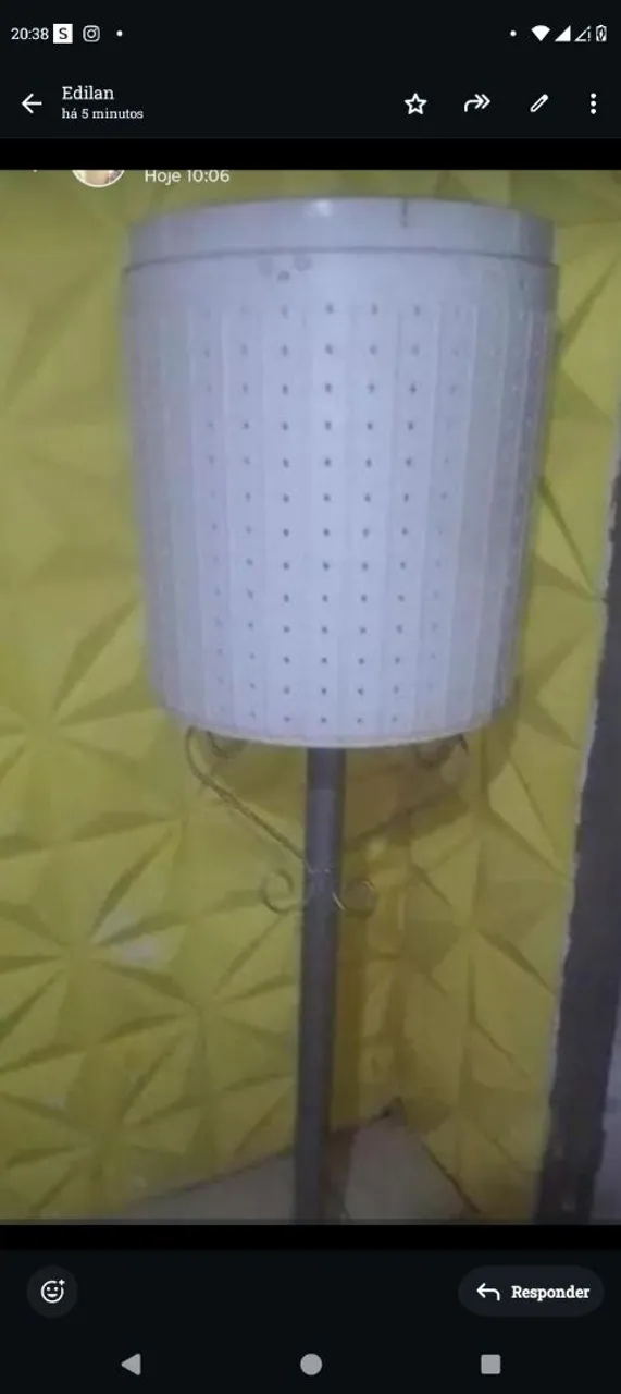 Lixeira de plástico